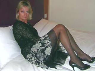 Photoclip charming Milf Solo