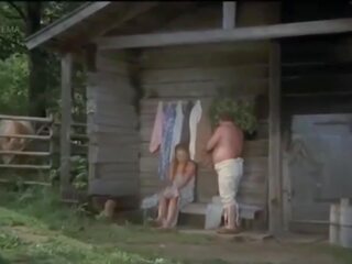 Scéna s leonov golyy v sauna nahý tatínek nést: x jmenovitý video e2