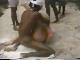 Jamaica gangbang ludder eldre, gratis eldre kanal porno video 8a