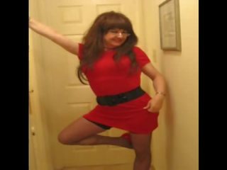 辦 您 喜歡 我的 紅 連衣裙?