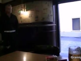 Busty middle-aged strumpet is picked up in the bar and fucked