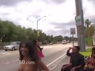 Tenn kolese girls fuck in cars